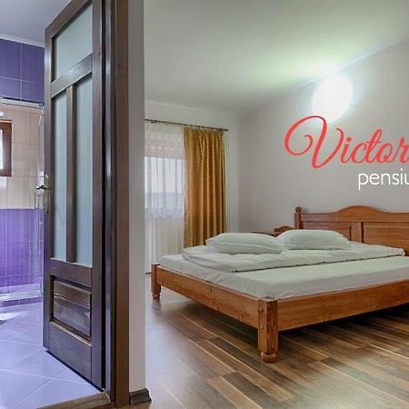 Pensiunea Victoria Sutu Esterno foto